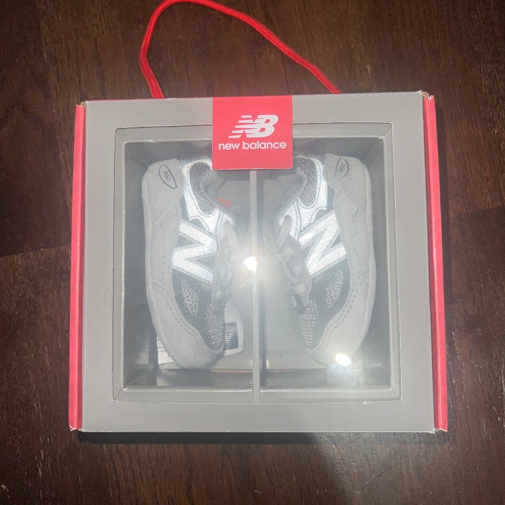 Baby New Balance 990v6